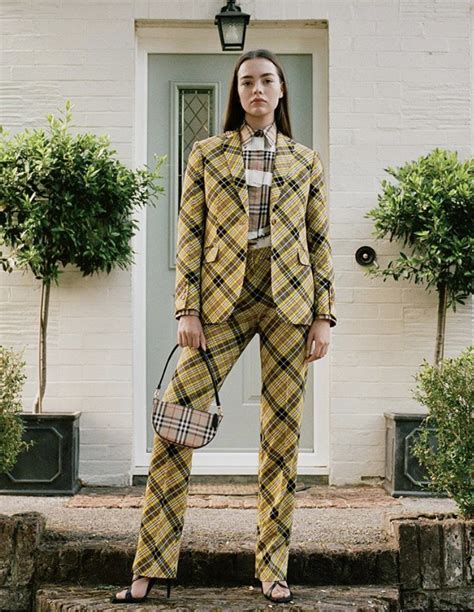 burberry live streaming fashion shows|Burberry Partners With Twitch On Live Stream .